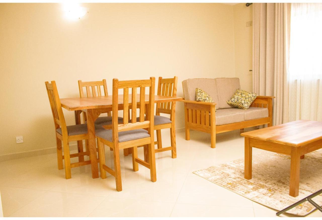 R Executive Apartments هراري المظهر الخارجي الصورة